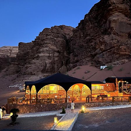 Desert Magic Camp & Resort 와디럼 외부 사진