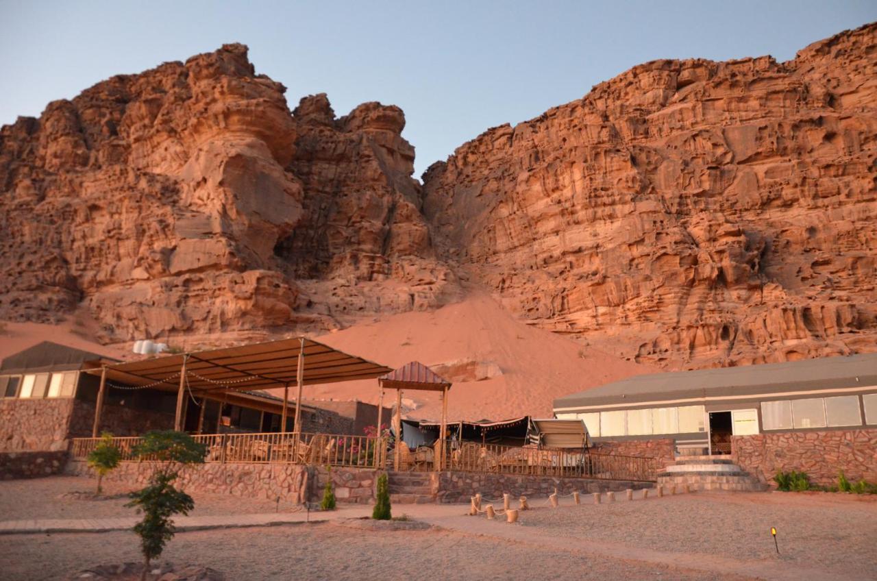Desert Magic Camp & Resort 와디럼 외부 사진