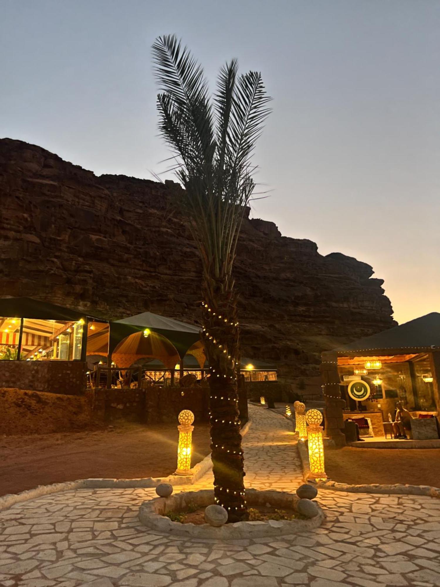 Desert Magic Camp & Resort 와디럼 외부 사진